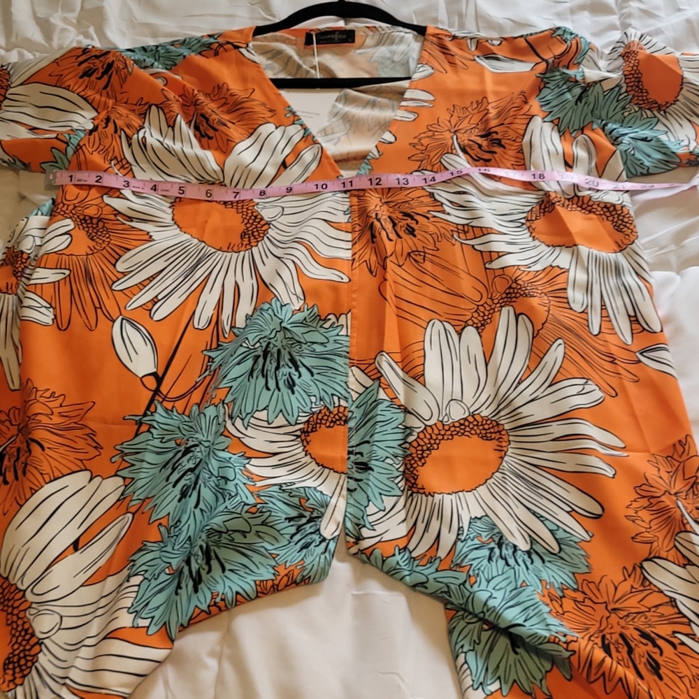 Sucrefas orange & white blouse/tunic. - Picture 13 of 15